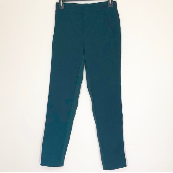 Lululemon &go City Trek Trouser Dark Fuel Green - Picture 2 of 6